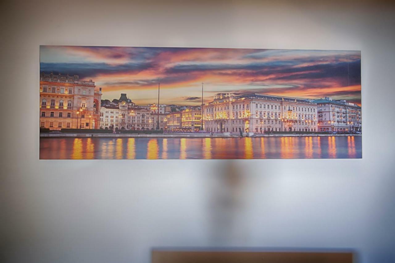 Liberty Sul Golfo Hotel Trieste Bagian luar foto
